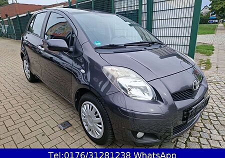 Toyota Yaris Life 1.3 !! Tüv-Neu !!