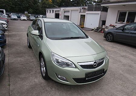 Opel Astra J Lim. 5-trg. Design Edition,KLIMA,ALU.