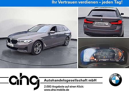 BMW 530 dA xDrive Touring AHK Standheizung Komfortsit