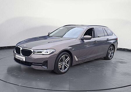 BMW 530 dA xDrive Touring AHK Standheizung Komfortsit