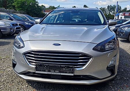 Ford Focus 1.5 EcoBlue Titanium Busin, Auto Nav Temp Spur AHK