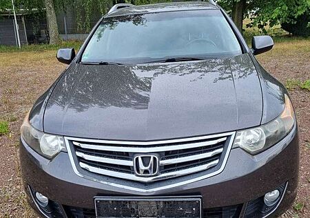 Honda Accord Accord Tourer Diesel Tourer 2.2i-DTEC Elegance/ Verkauf im Kundenauftrag!