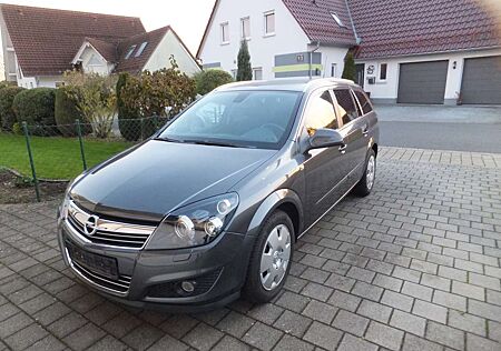 Opel Astra 1.6 Caravan Innovation Xenon Sitzh.