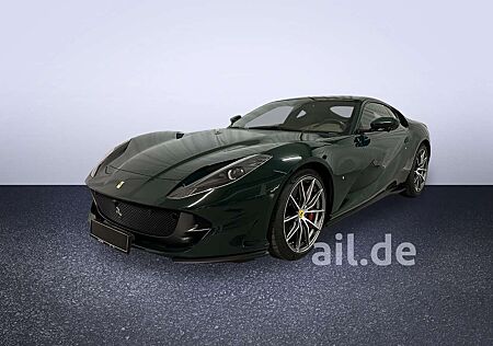 Ferrari 812 Superfast Carbon LIFT