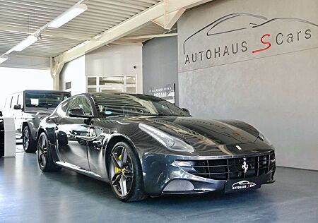 Ferrari FF *Daytona Sitze*P.Display*LED Lenkrad*Carbon*
