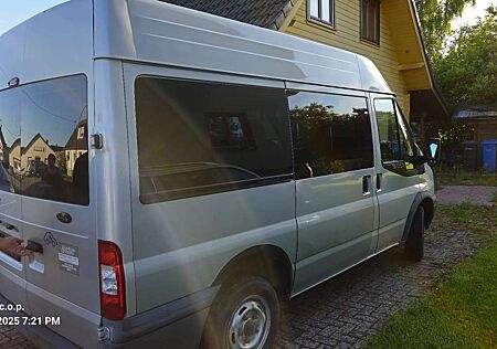 Ford Transit Bus FDE6