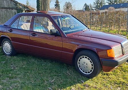 Mercedes-Benz 190 E 2.0 H-ZULASSUNG