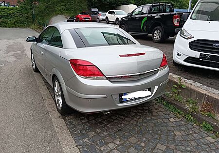 Opel Astra Twin Top 1.8 Edition