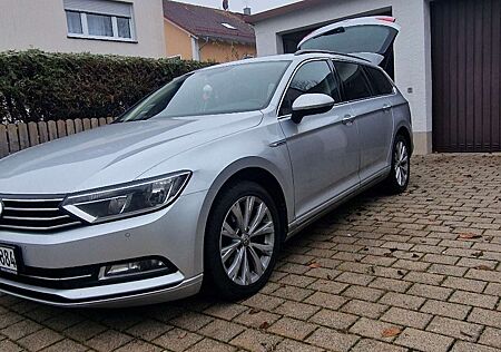 VW Passat Volkswagen 2.0 TDI (BlueMotion Technology) DSG Comfortline