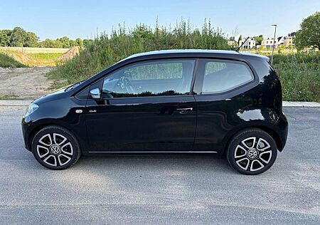 VW Up Volkswagen ! club