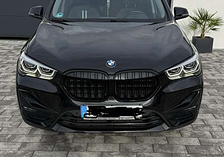 BMW X1 sDrive18d Aut. Sport Line Driving Assistent Plus