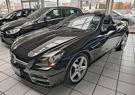 Mercedes-Benz SLK 200 AMG/Nav/Airscarf/Harm-Kardon/Scheckh MB