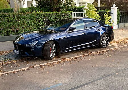 Maserati Ghibli Modena S Q4 Modena, Voll, MwSt, Garantie 03/26