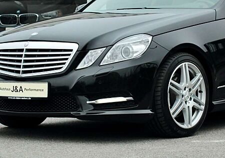 Mercedes-Benz E 350 CGI AMG/LEDER/COMAND/SEHR GEPFLEGT