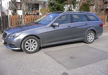 Mercedes-Benz E 300 T BlueTEC HYBRID 7G-TRONIC Edition E