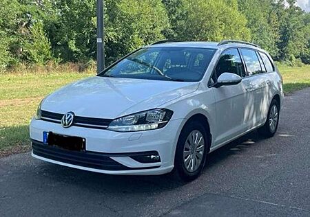 VW Golf Variant Volkswagen Golf VII Variant Diesel 1.6 TDI (BlueMotion Techno