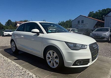 Audi A1 ambition Sportsitze Sportpaket Sport Lenkrad