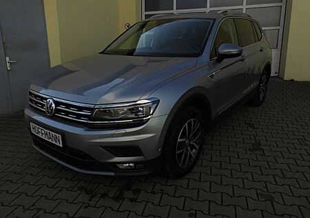 VW Tiguan Allspace Volkswagen Comfortline-1.HAND-NAVI-KAMERA-AHZV- SCHECKHEFT-