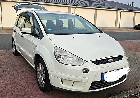 Ford S-Max 2.0 TDCi DPF Trend