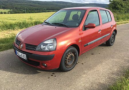 Renault Clio 1.2 16V Authentique