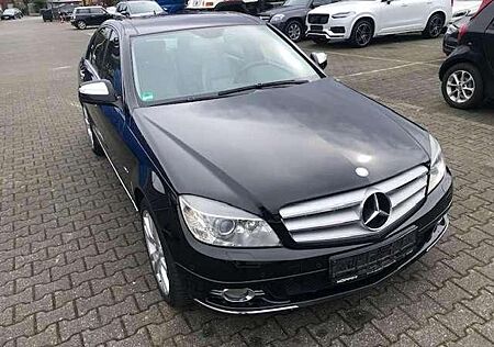 Mercedes-Benz C 350 Avantgarde, Voll-Leder, Navi Comand