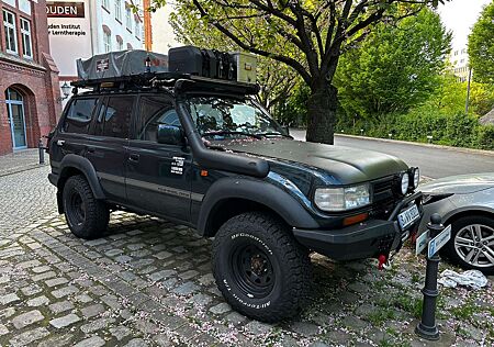 Toyota Land Cruiser VX