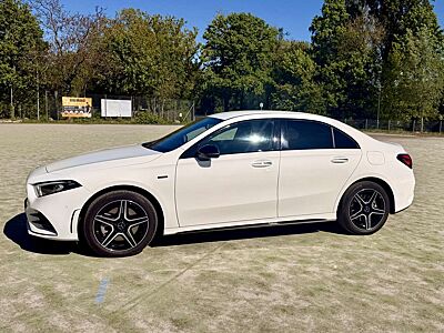 Mercedes-Benz A 250 A 250 e/Edition 2020/AMG/Night/Business/KDneu