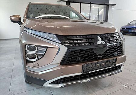 Mitsubishi Eclipse Cross Plug-In Hybrid 4WD Select NAVI KAM