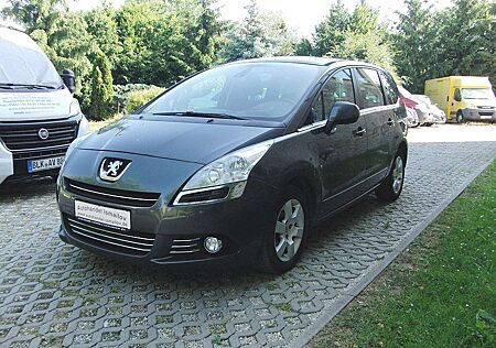 Peugeot 5008 1,6 e-HDI