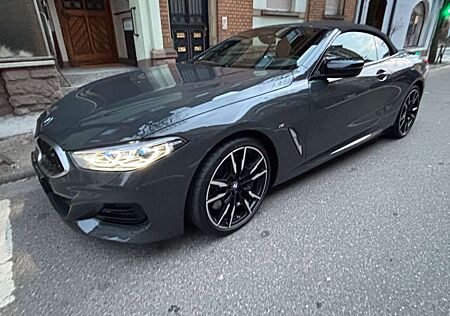 BMW 840 i Cabrio M-Sport Individualfzg