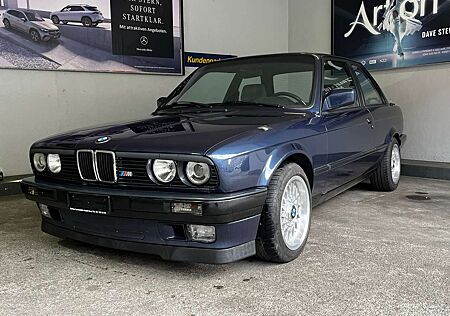 BMW 318is 318 E30 mit neuem Bilstein B12 Fahrwerk