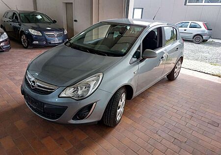 Opel Corsa D 1.4 Satellite *WENIG KM*2.HAND*