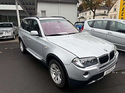 BMW X3 2.0i Navi AHK Panorama
