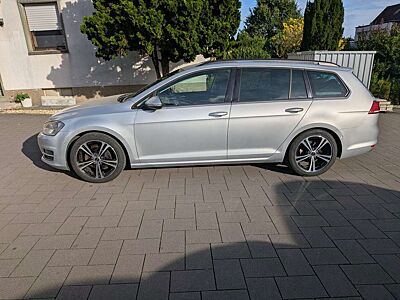 Volkswagen Golf Variant 2.0 TDI BlueMotion Technology