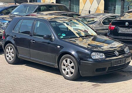 VW Golf Volkswagen 1.6 / ohne TÜV / 175 905 KM