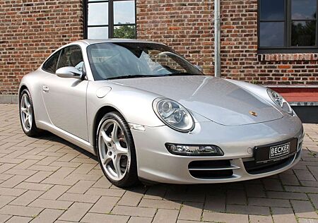 Porsche 911 Carrera Coupe