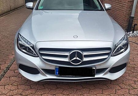 Mercedes-Benz C 180 T CGI Avantgarde*9G*E-Klappe*Tempom.*Navi*