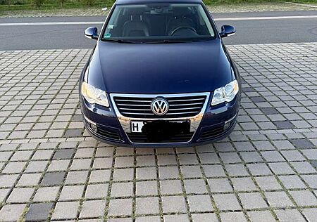 VW Passat Volkswagen Highline