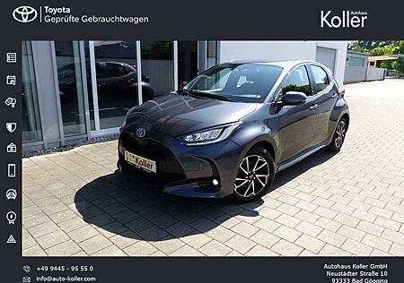 Toyota Yaris 1.5 Hybrid Team D Kamera CarPlay SHZ Alu