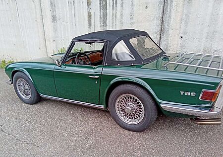 Triumph TR6