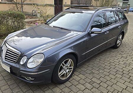 Mercedes-Benz E 220 T CDI Automatik Elegance