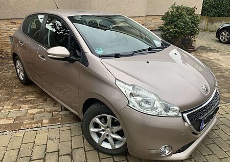 Peugeot 208 82 VTI Active, Zahnriemen NEU