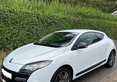 Renault Megane 1.6 Coupe