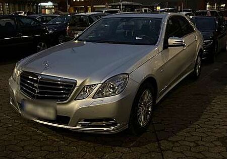 Mercedes-Benz E 250 CGI BlueEFFICIENCY Automatik Elegance