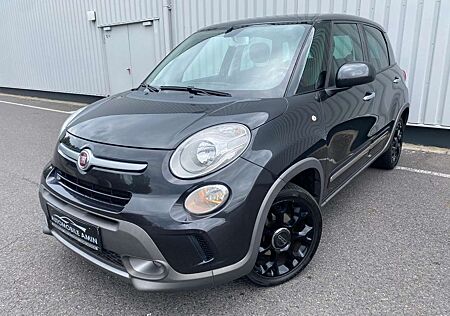 Fiat 500L Trekking AHK Panorama Sitzhzg .Navi TÜV NEU