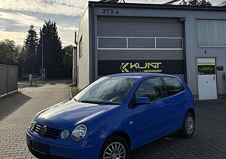 VW Polo Volkswagen Cricket 9N