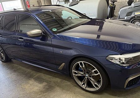 BMW M550d M550 xDrive Touring Aut.