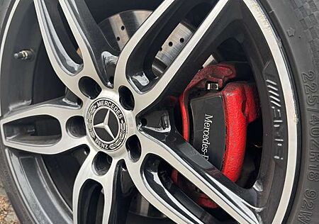 Mercedes-Benz CLA 220 CDI / d 4Matic (117.905) Amg Line