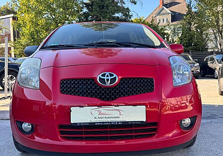 Toyota Yaris 1.0 VVT-i Cool*Klima*LMF*