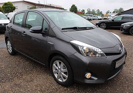 Toyota Yaris Life 1.5*Design-Paket*Kamera*Al